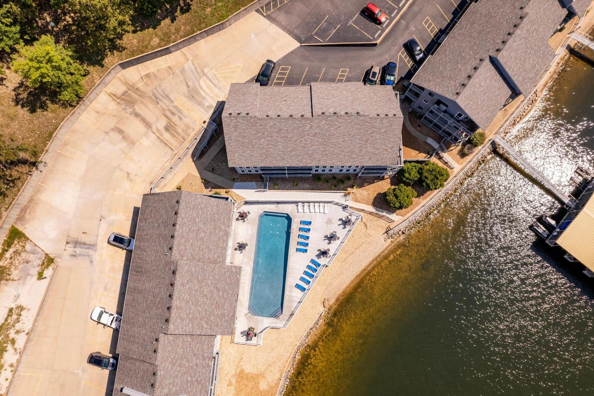 Golden Reef Villa Osage Beach Exterior photo